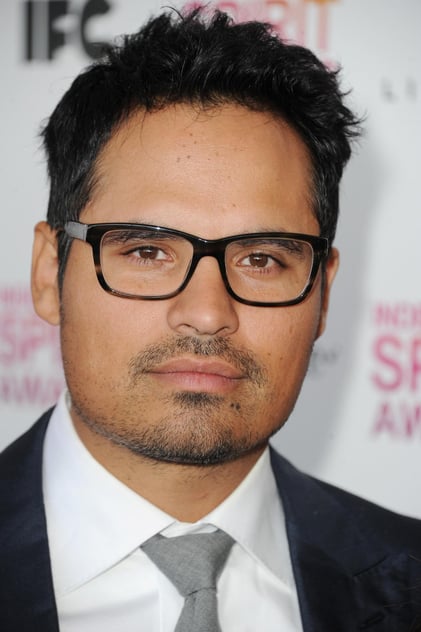 Michael Peña Michael Peña