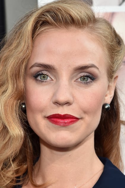 Kelli Garner Kelli Garner