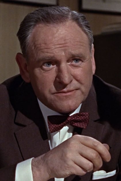 Bernard Lee Bernard Lee
