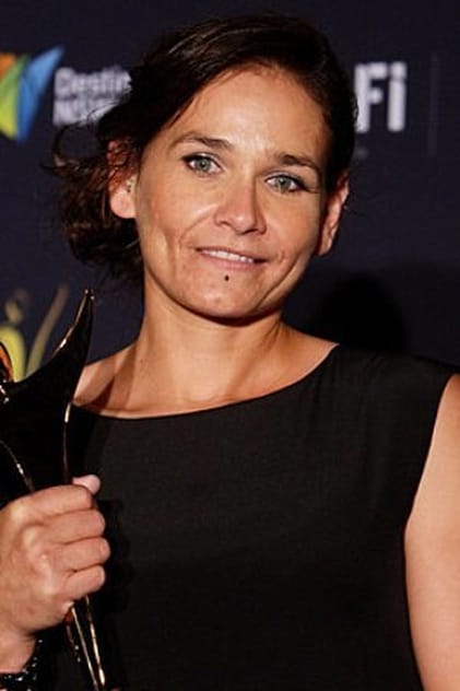 Louise Harris Louise Harris