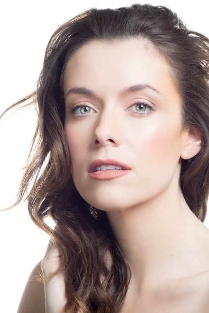 Ashlynn Yennie Ashlynn Yennie