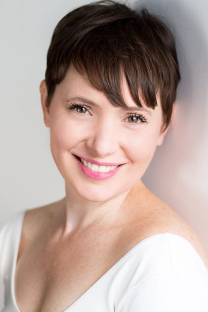 Victoria Bidewell Victoria Bidewell