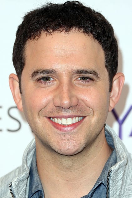 Santino Fontana Santino Fontana