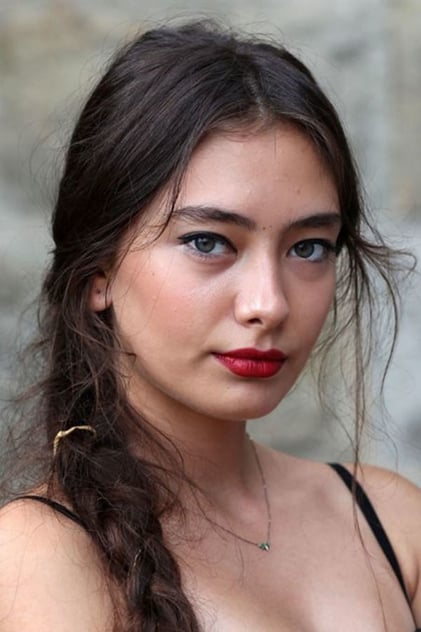 Neslihan Atagül Neslihan Atagül