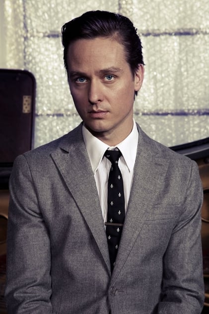 Tom Schilling Tom Schilling
