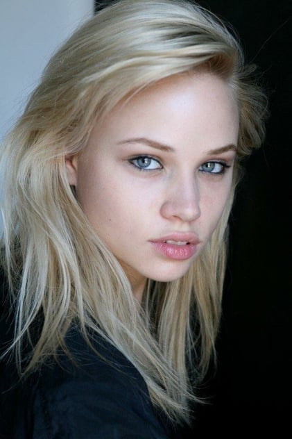 Makenzie Leigh Makenzie Leigh