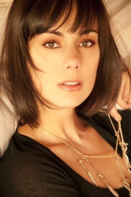 Gabriela de la Garza Gabriela de la Garza