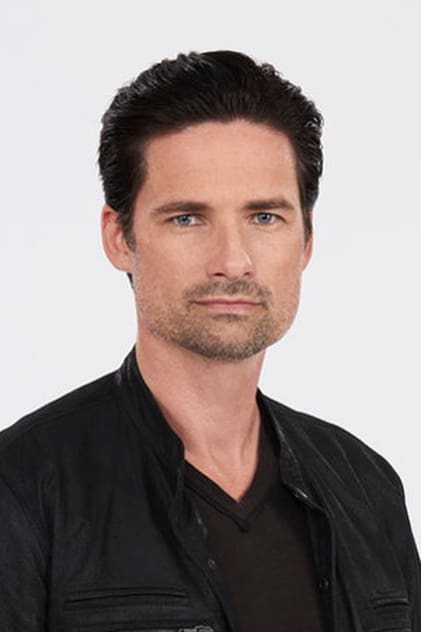 Warren Christie Warren Christie