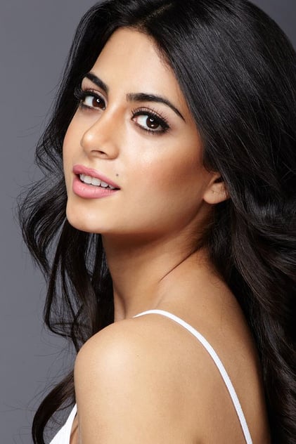Emeraude Toubia Emeraude Toubia