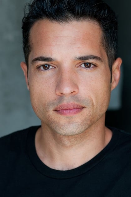 Alex Loynaz Alex Loynaz