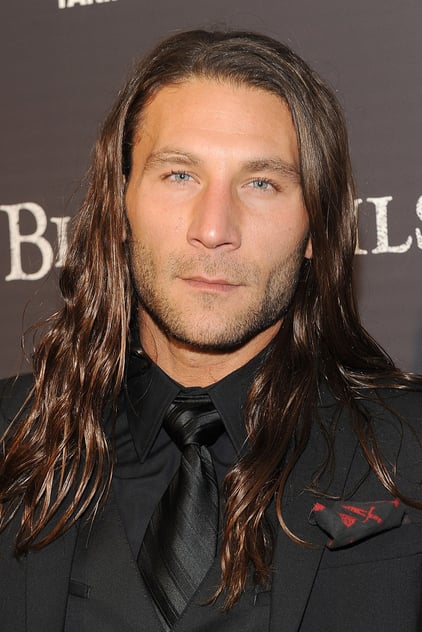 Zach McGowan Zach McGowan