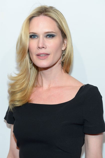 Stephanie March