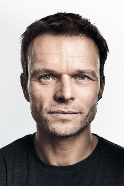 Alec Newman Alec Newman