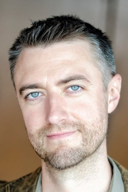 Sean Gunn Sean Gunn