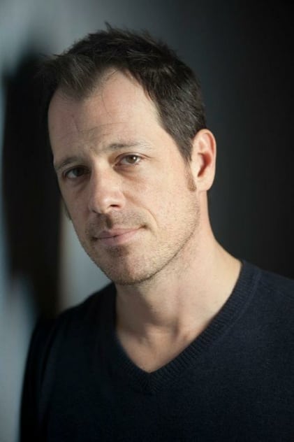 Darren Pettie Darren Pettie