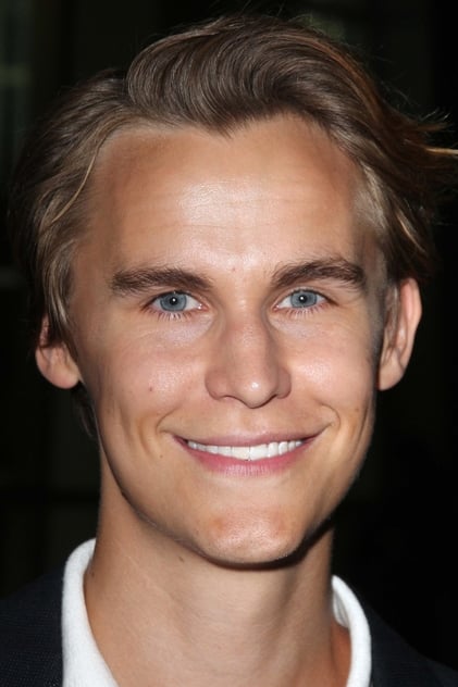 Rhys Wakefield Rhys Wakefield
