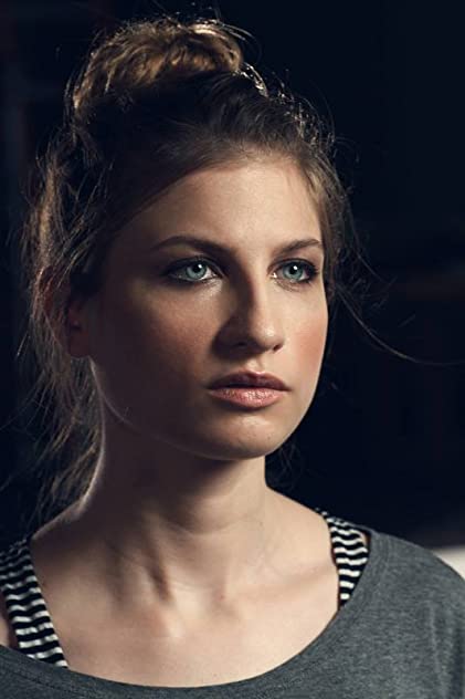 Laura Baranik Laura Baranik