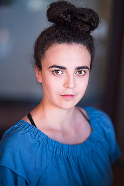 Isabelle Bertges Isabelle Bertges