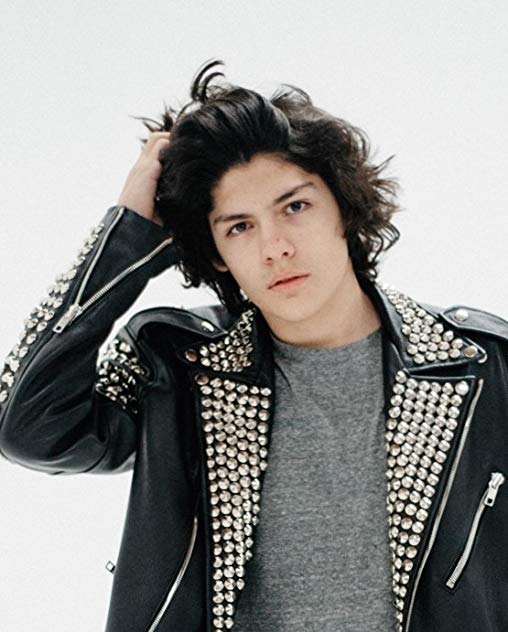 Lucius Hoyos Lucius Hoyos