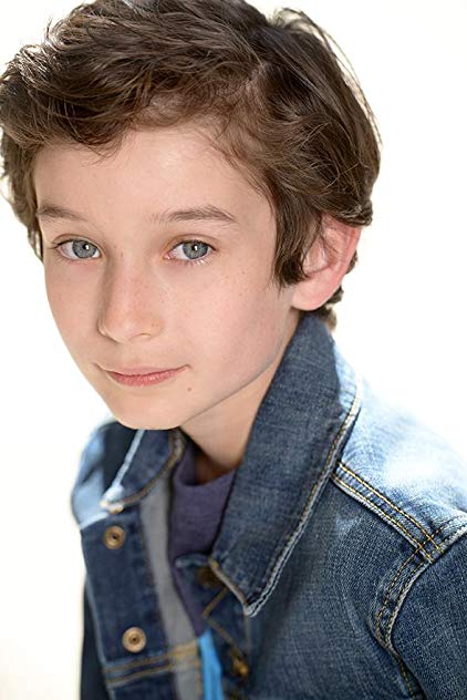 Derek Dinniene Derek Dinniene