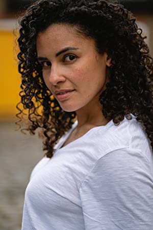 Ellen Costa Ellen Costa