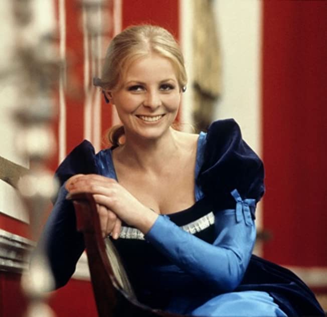 Anna Nehrebecka Anna Nehrebecka