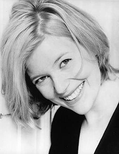 Lucy Akhurst Lucy Akhurst