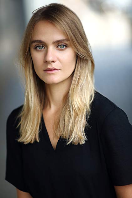 Elle McAlpine Elle McAlpine