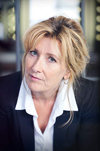 Ariane Schluter Ariane Schluter