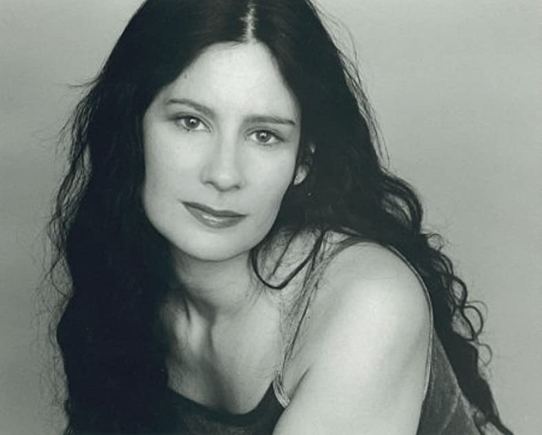 Mia Reeves Mia Reeves