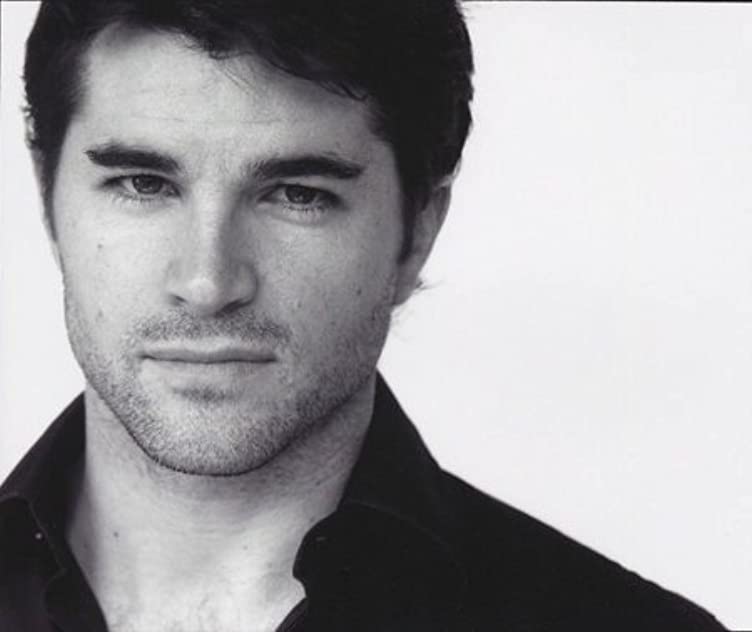 Martin Crewes Martin Crewes