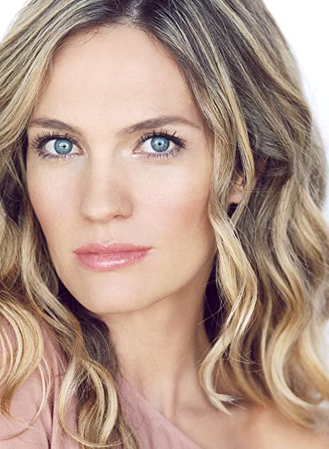 Amanda Saunders Amanda Saunders