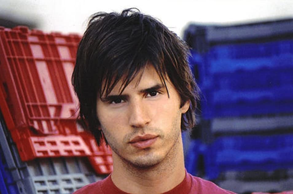 Gil Hacohen Gil Hacohen