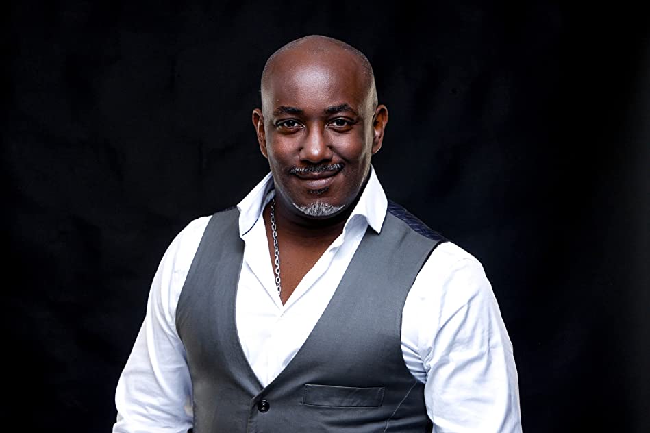 Eric Santos Eric Santos