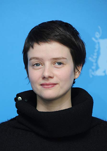 Pauline Etienne Pauline Etienne