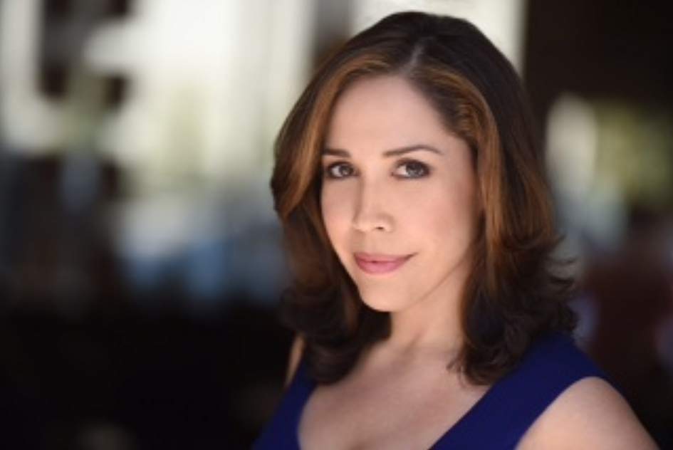 Andrea Burns Andrea Burns