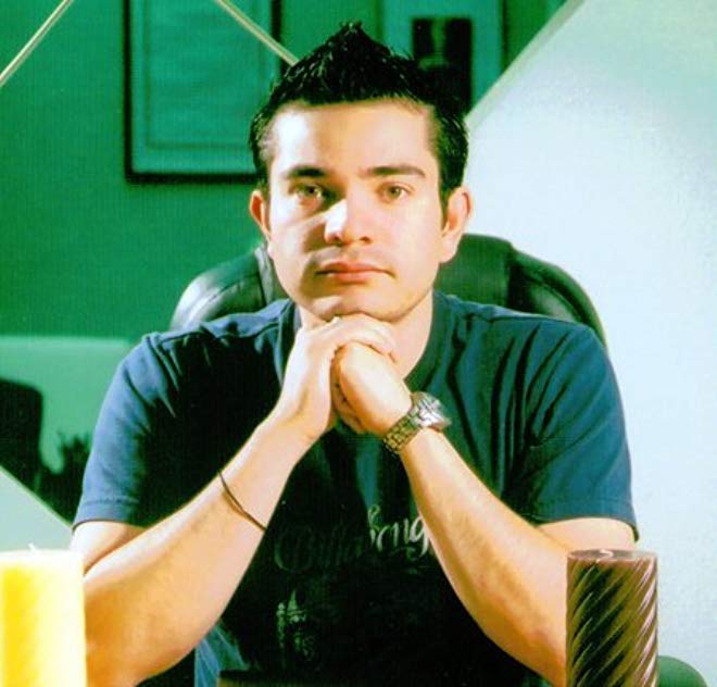 Robert Aceves Robert Aceves