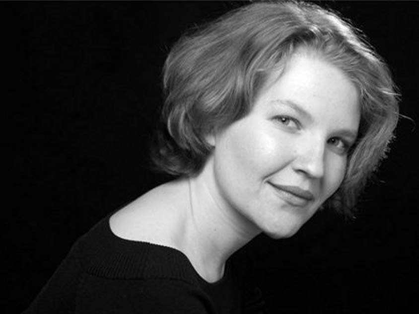 Sarah Constible Sarah Constible