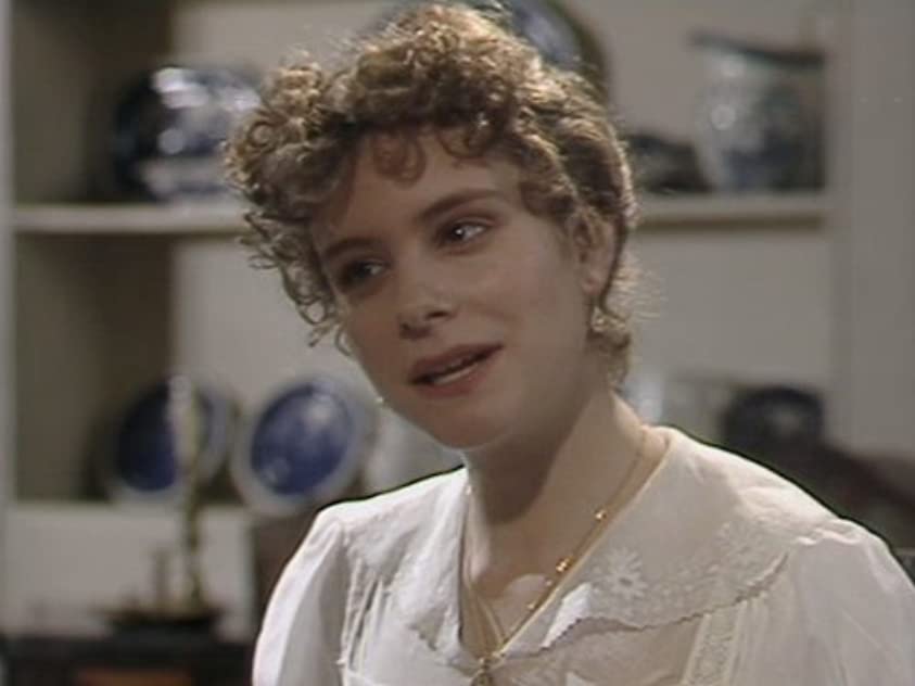 Elizabeth Garvie Elizabeth Garvie