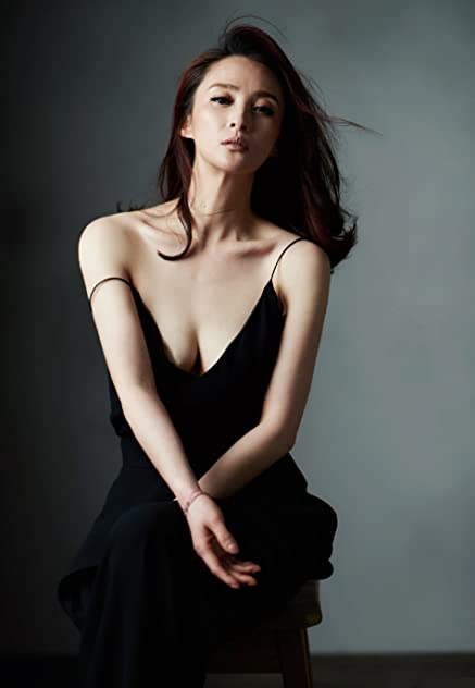 Qinqin Jiang Qinqin Jiang