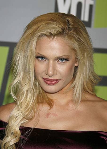 Janelle Pierzina Janelle Pierzina