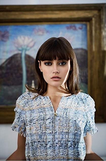 Ella Purnell Ella Purnell
