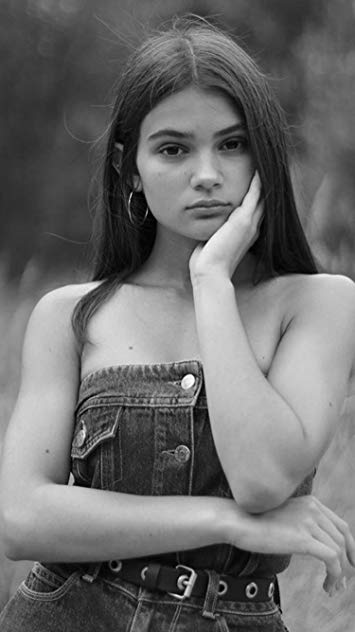 Lara Decaro Lara Decaro
