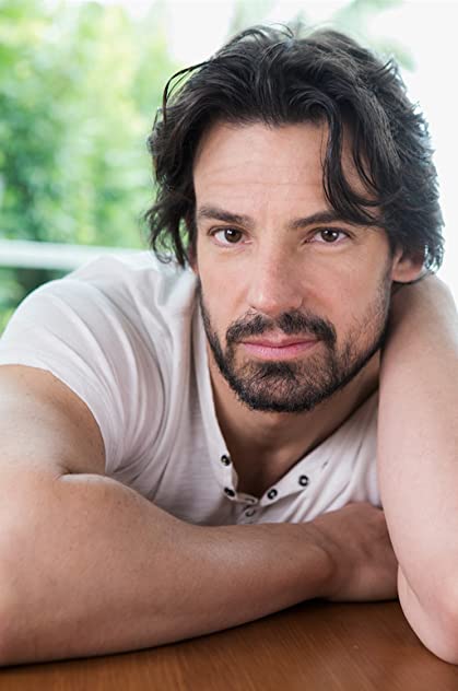 Damian Nicolas Damian Nicolas