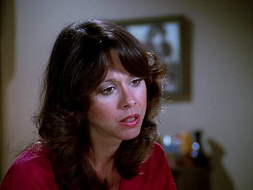 Elaine Giftos Elaine Giftos