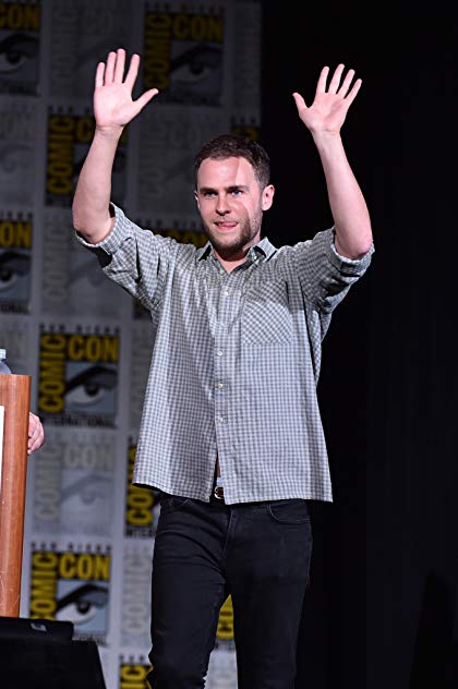Iain De Caestecker Iain De Caestecker