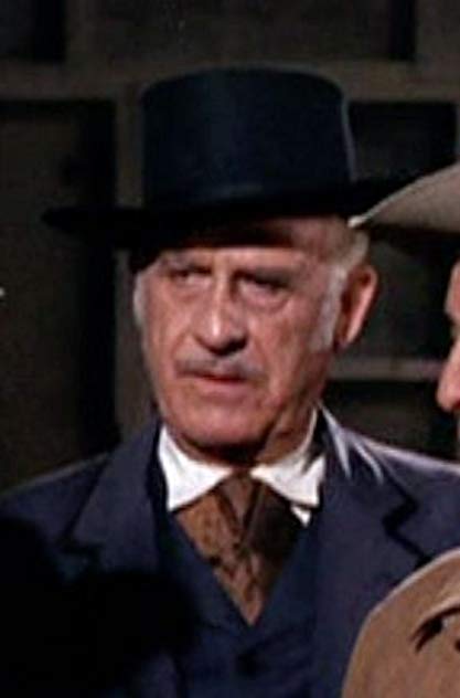 Frank Wilcox Frank Wilcox