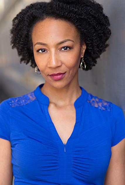 Nicole R'Shae Holiday Nicole R'Shae Holiday