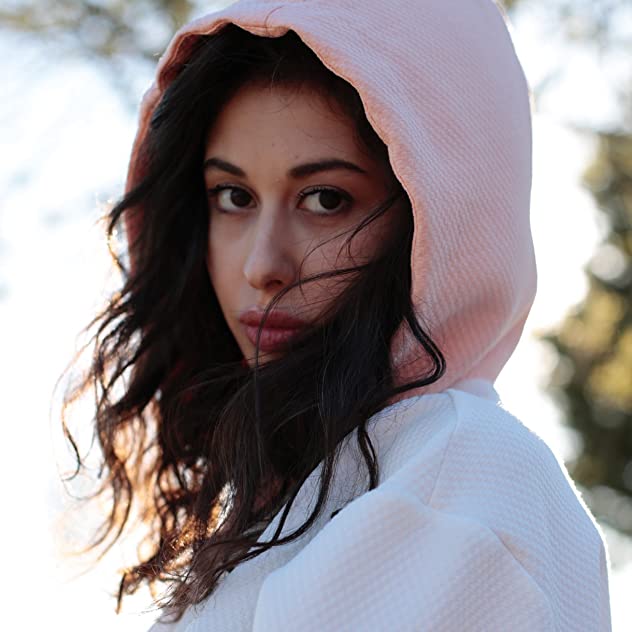 Hande Yilmaz Hande Yilmaz