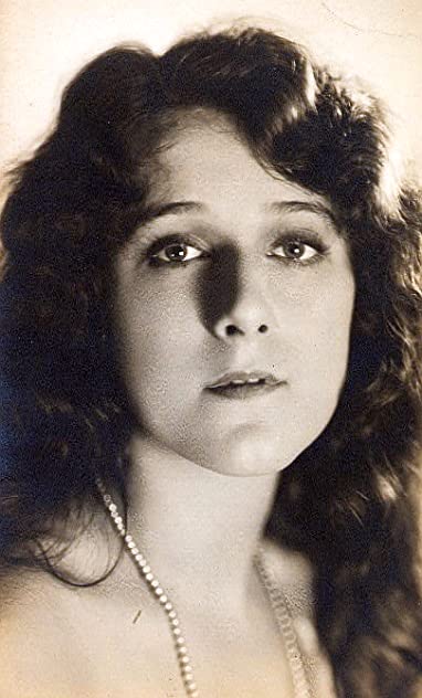 Riza Royce Riza Royce